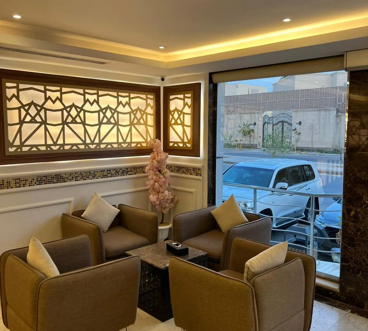 الشقق الفندقية الرياضفي  ال متعب سويتس المرسلات 4*, الرياض المملكة العربية السعودية