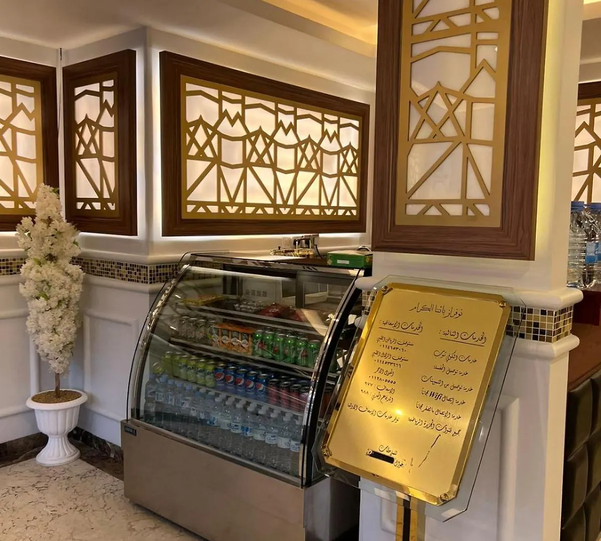 الشقق الفندقية الرياضفي  ال متعب سويتس المرسلات شقة فندقية الرياض