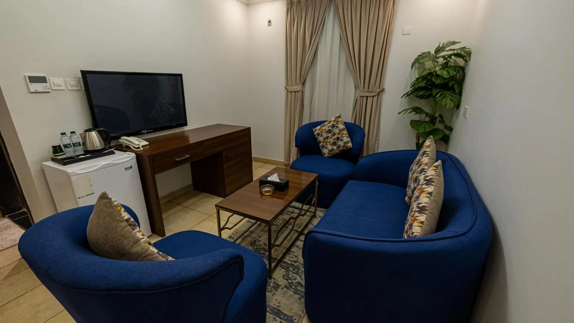 الشقق الفندقية الرياضفي  ال متعب سويتس المرسلات 4*, الرياض المملكة العربية السعودية