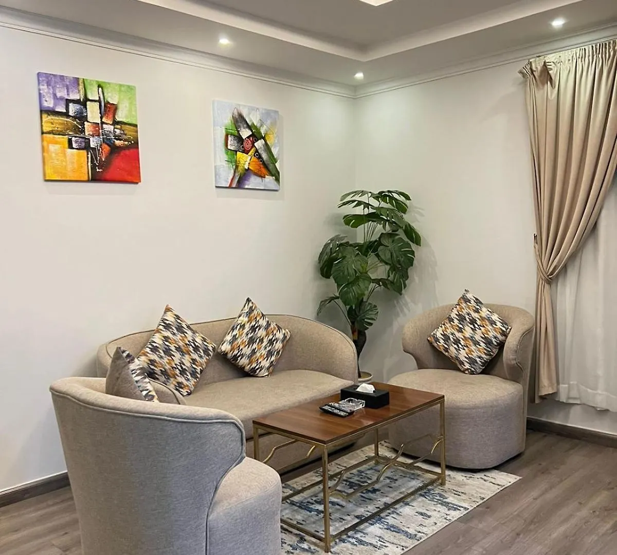 ال متعب سويتس المرسلات Aparthotel Riyadh Saudi Arabia
