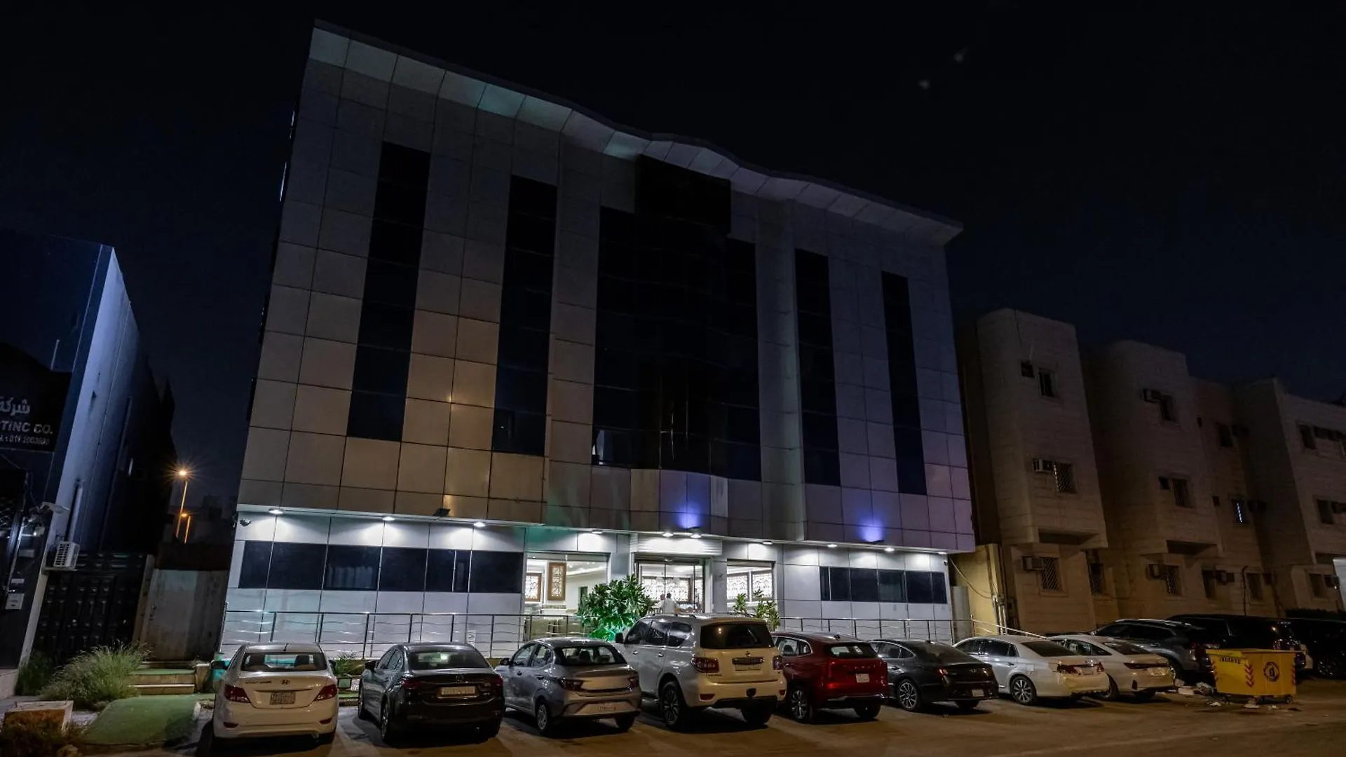 ال متعب سويتس المرسلات Aparthotel Riyadh Saudi Arabia